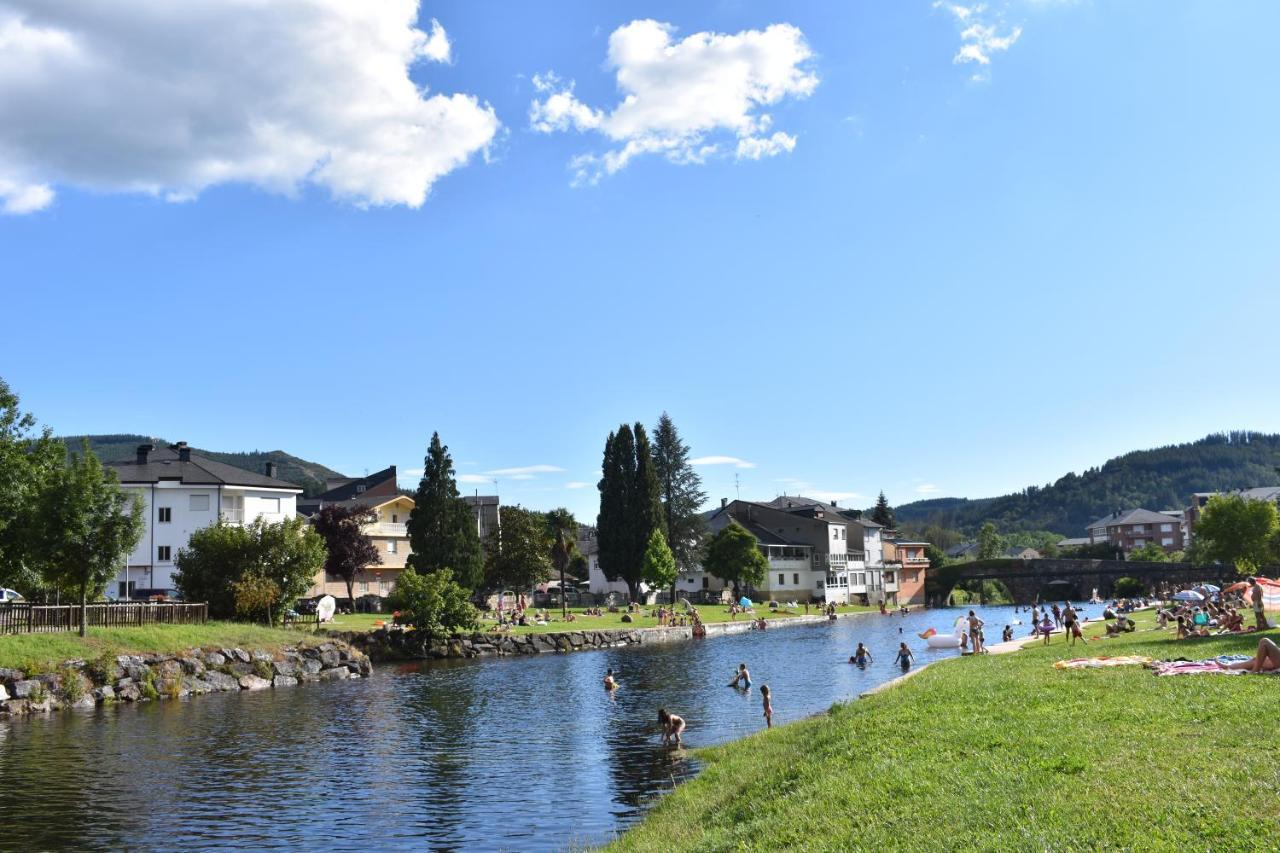 Apartamentos Picea Azul Vega De Espinareda ภายนอก รูปภาพ