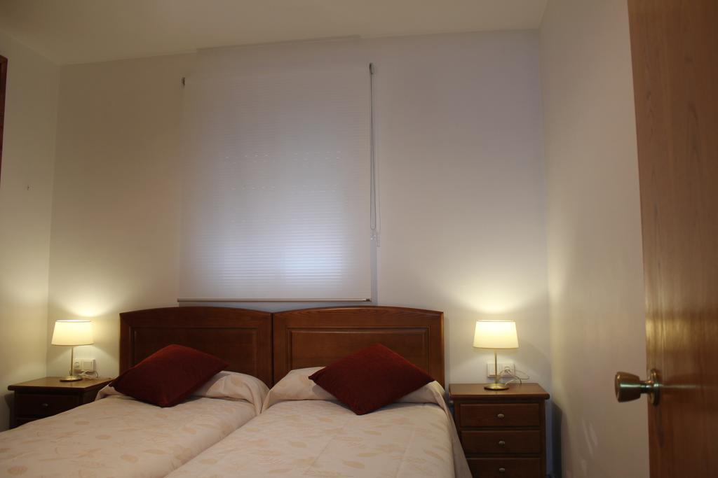 Apartamentos Picea Azul Vega De Espinareda ห้อง รูปภาพ