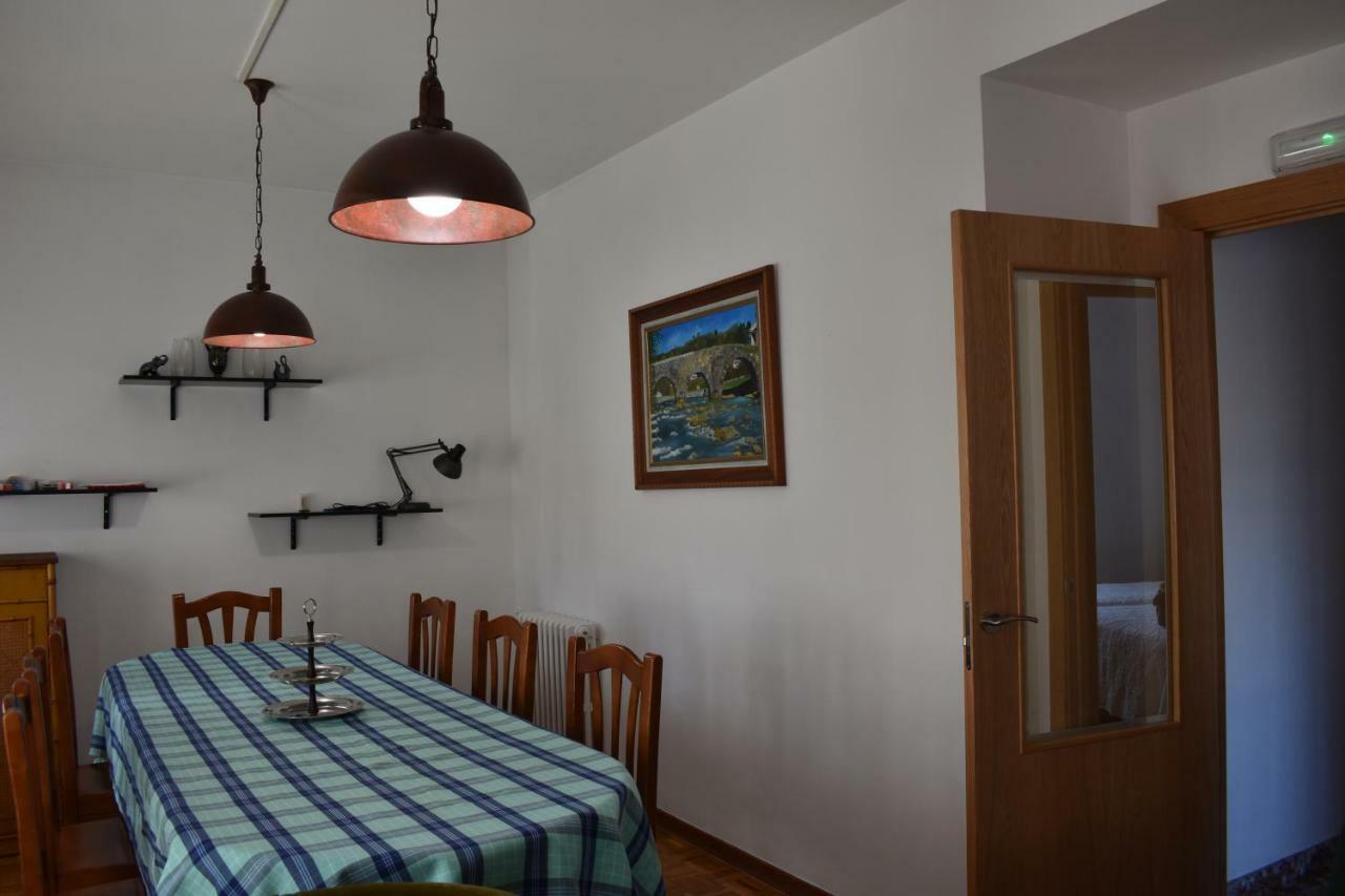 Apartamentos Picea Azul Vega De Espinareda ภายนอก รูปภาพ
